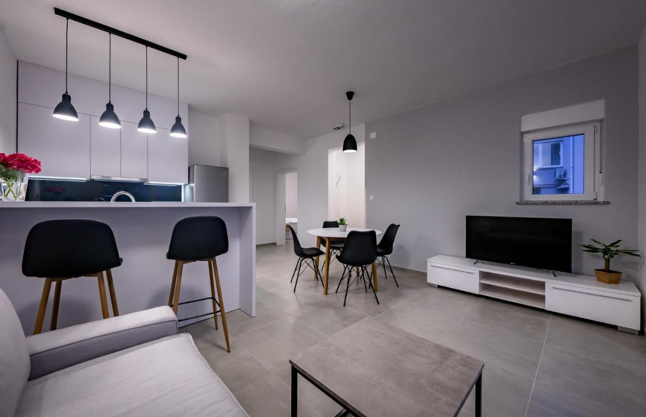 Apartmani Villa Zora Лопар Экстерьер фото