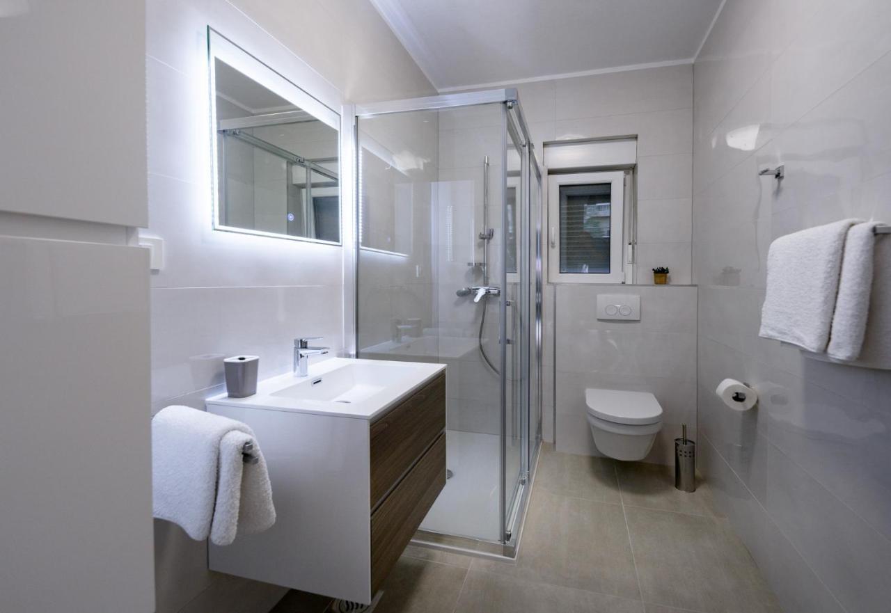 Apartmani Villa Zora Лопар Экстерьер фото