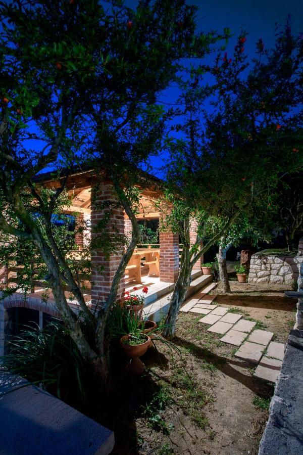 Apartmani Villa Zora Лопар Экстерьер фото
