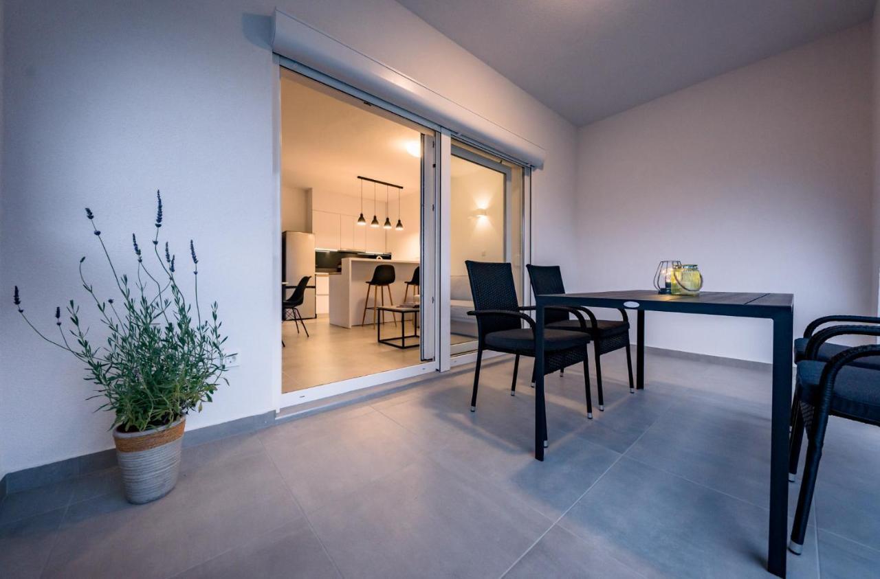 Apartmani Villa Zora Лопар Экстерьер фото